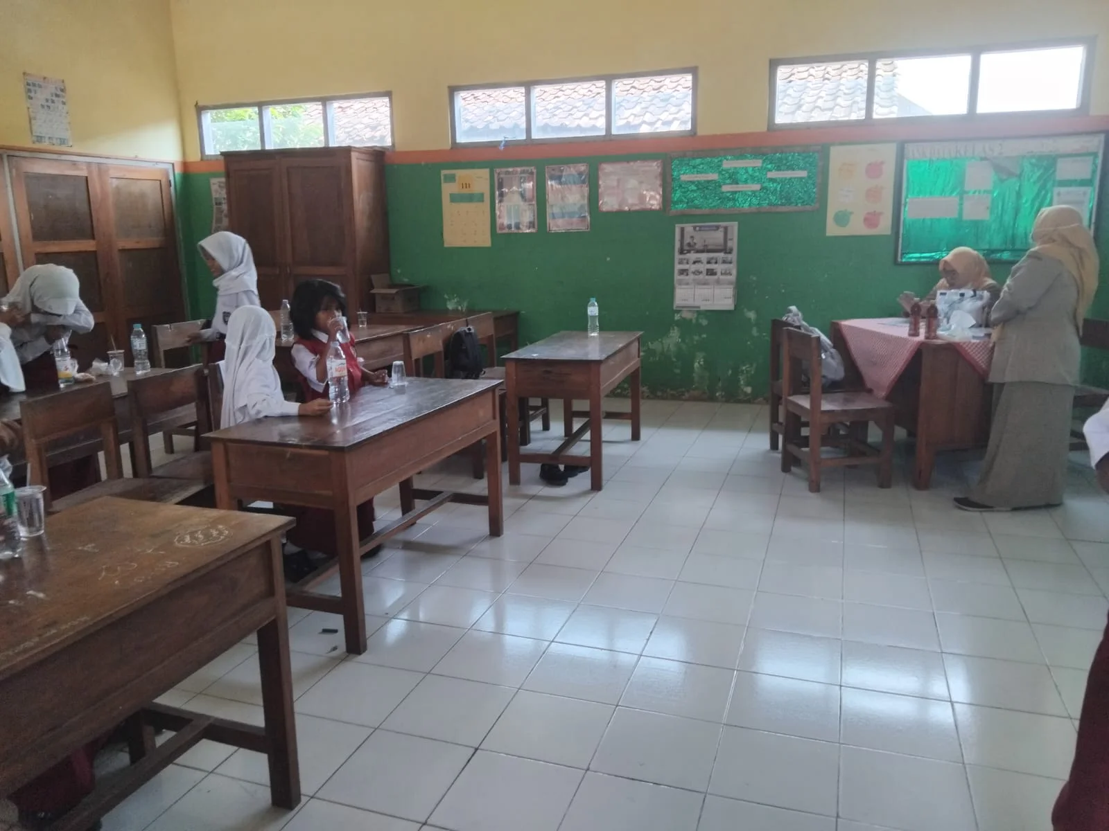 Pemberian Obat Cacing